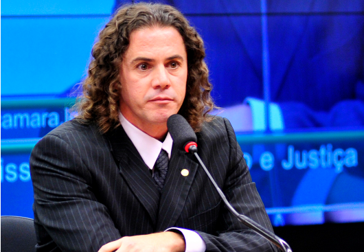 Veneziano reforça importância de Pedro Cunha Lima nas articulações da oposição para 2026